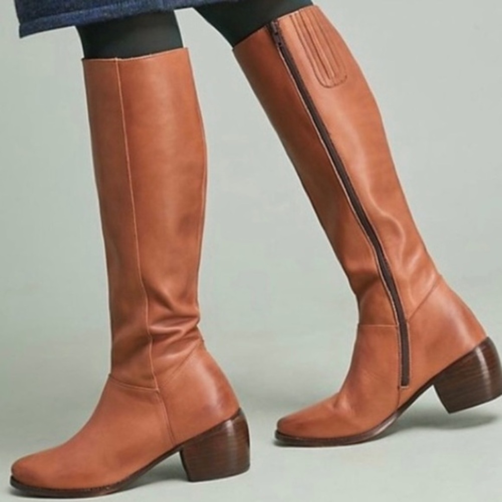 NIB Faryl Robin Esteban Durazno leather boots 5.5